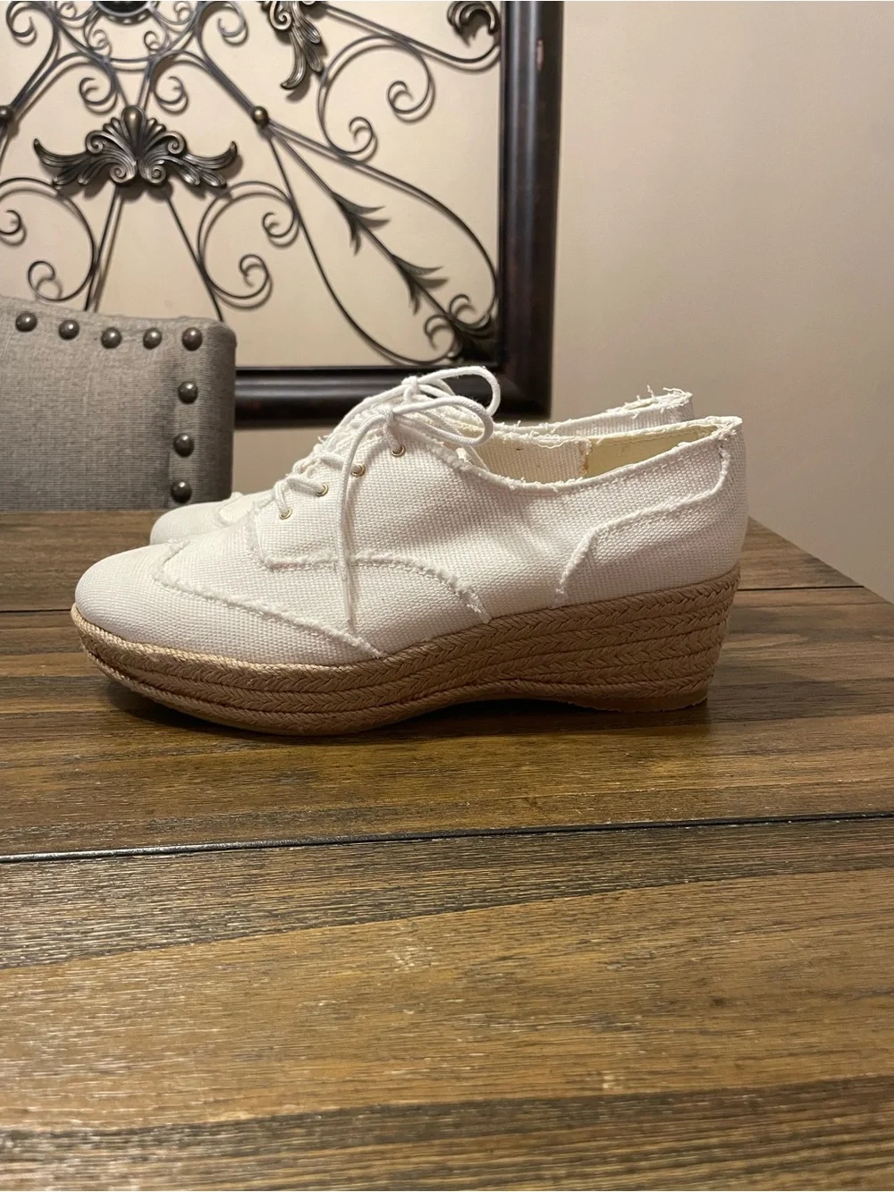 Stuart Weitzman gorgeous distinctive
